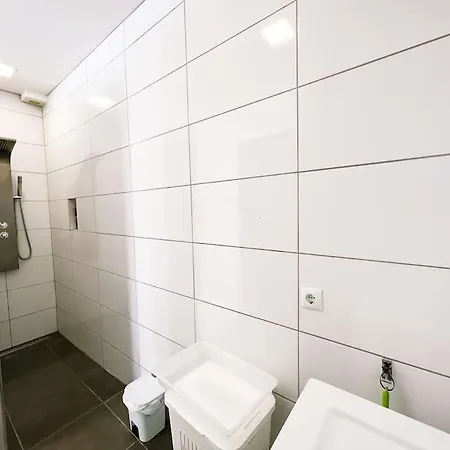 Studio In Barandas, Callao Salvaje